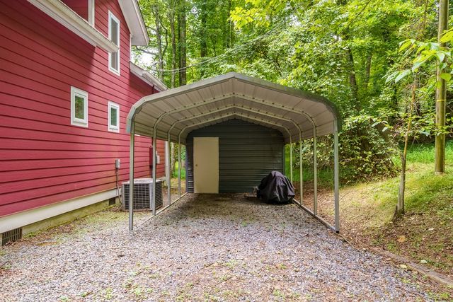 120 Shenendoa Drive, Ellijay, GA 30540