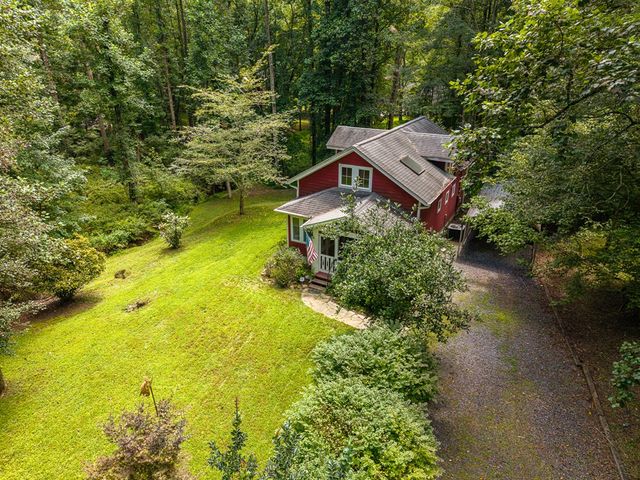 120 Shenendoa Drive, Ellijay, GA 30540