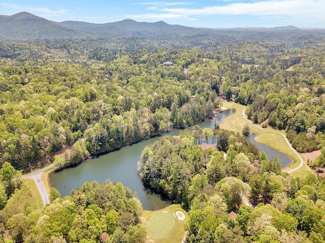 120 Shenendoa Drive, Ellijay, GA 30540
