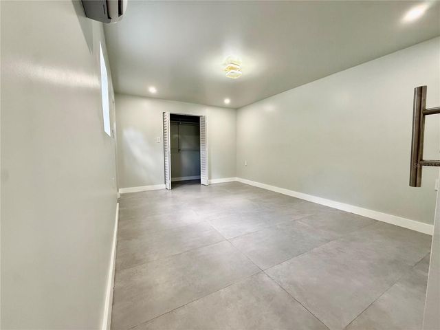 1706 E ANNIE STREET C, Tampa, FL 33612