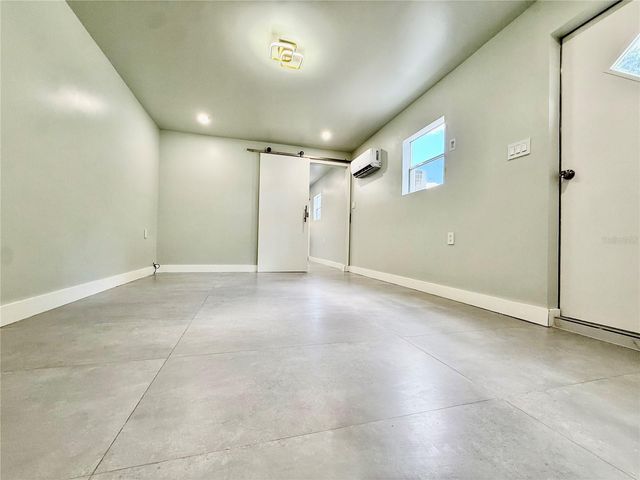 1706 E ANNIE STREET C, Tampa, FL 33612