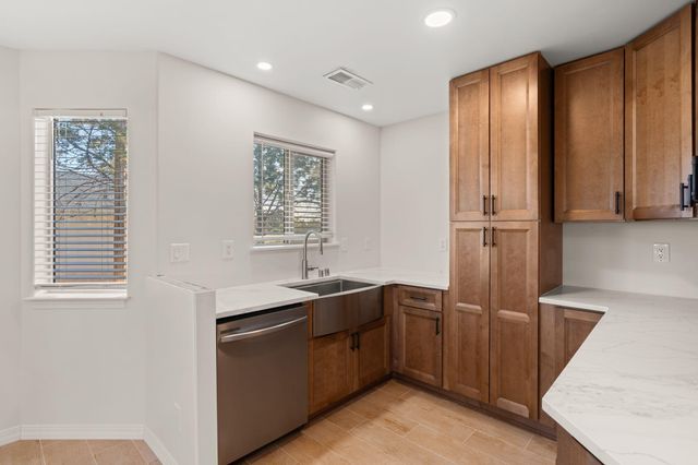 1532 35th Circle SE, Rio Rancho, NM 87124