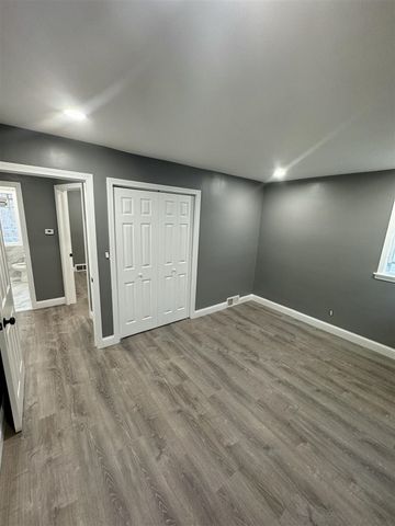 19138 Tireman Avenue, Detroit, MI 48228