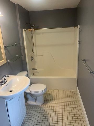 38 Curve 3, Brockton, MA 02302
