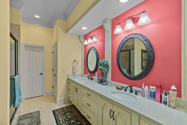 125 Habersham Dr, Dothan, AL 36301