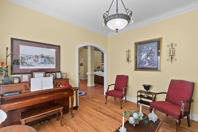 125 Habersham Dr, Dothan, AL 36301