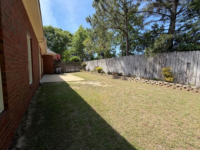 125 Habersham Dr, Dothan, AL 36301