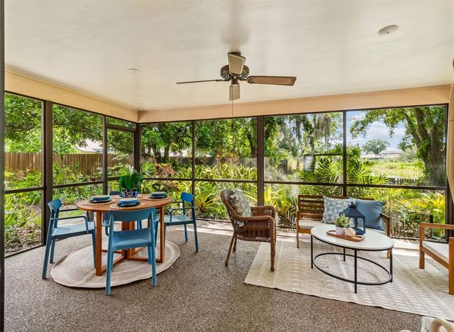 16509 ROUND OAK DRIVE, Tampa, FL 33618