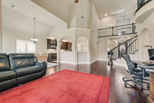 4817 Ellsworth Street, Mansfield, TX 76063