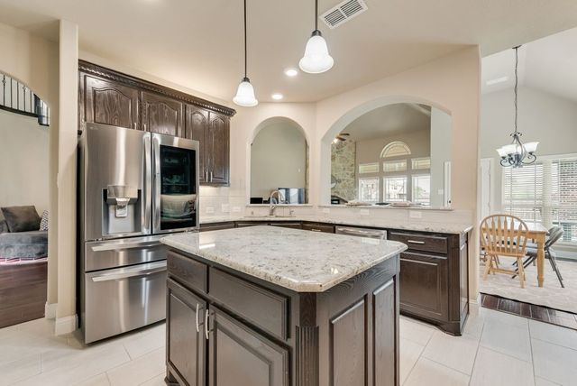 4817 Ellsworth Street, Mansfield, TX 76063