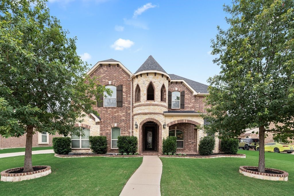 4817 Ellsworth Street, Mansfield, TX 76063