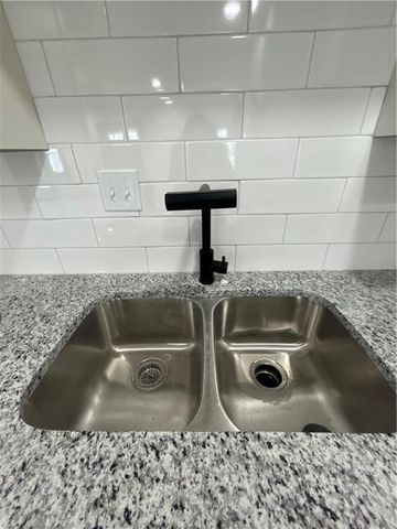 3408 E 72nd Street, Kansas City, MO 64132