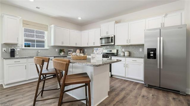 210 Hungerford Boulevard, Jamestown, NC 27282