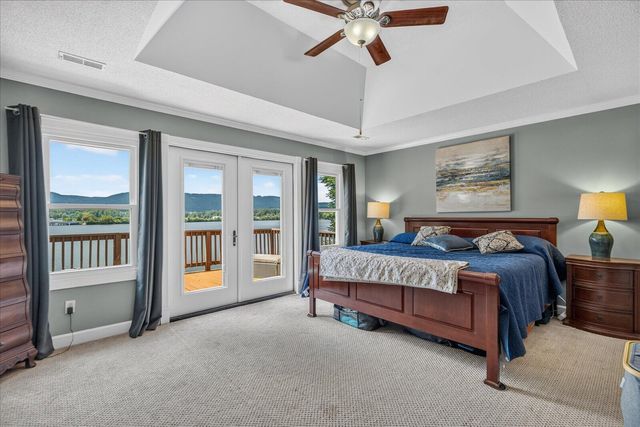 11648 Hixson Pike, Soddy Daisy, TN 37379