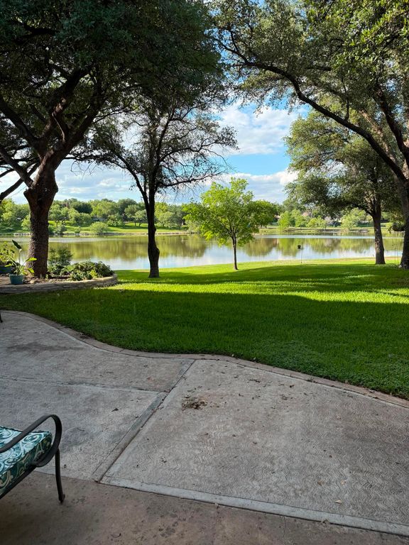 Image 21 of property listing at 2542 Lindenwood Drive, San Angelo, TX 76904