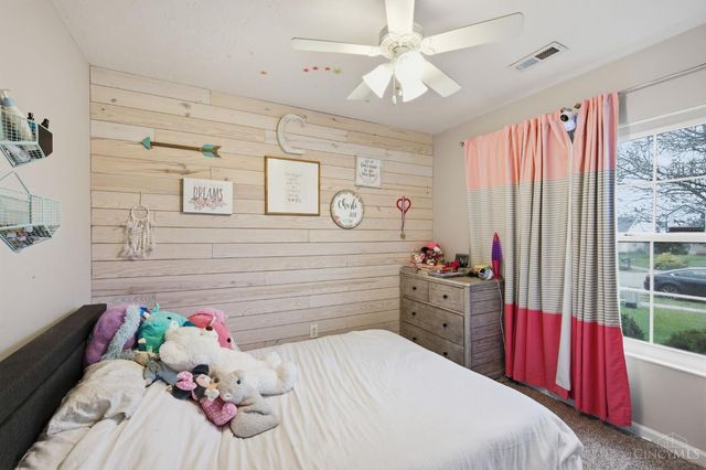 1194 Bugle Bluff Court, Lebanon, OH 45036