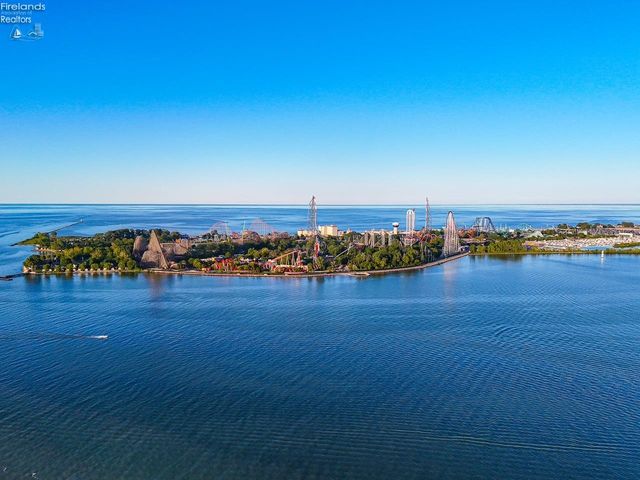 401 W Shoreline Dr Unit 233, Sandusky, OH 44870