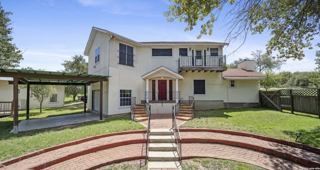 217 SKY VIEW DR, Adkins, TX 78101