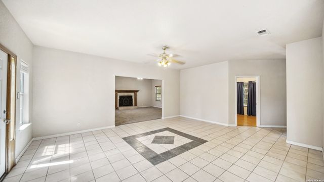 217 SKY VIEW DR, Adkins, TX 78101