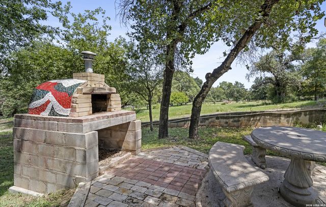217 SKY VIEW DR, Adkins, TX 78101
