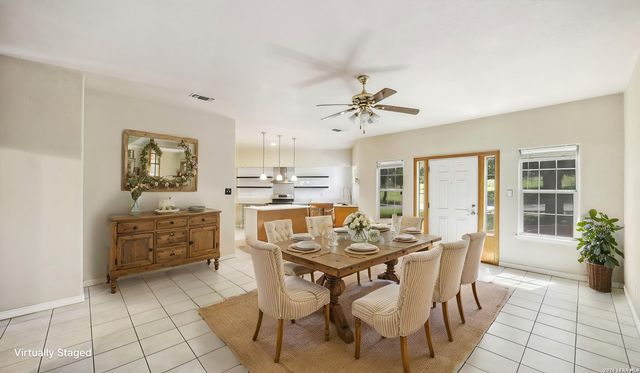 217 SKY VIEW DR, Adkins, TX 78101