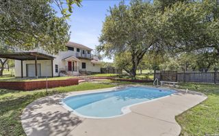 217 SKY VIEW DR, Adkins, TX 78101