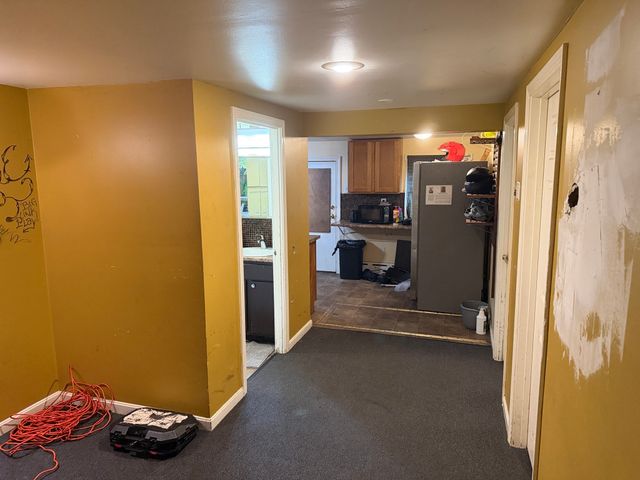 19 Lafrance Ct, New Bedford, MA 02740