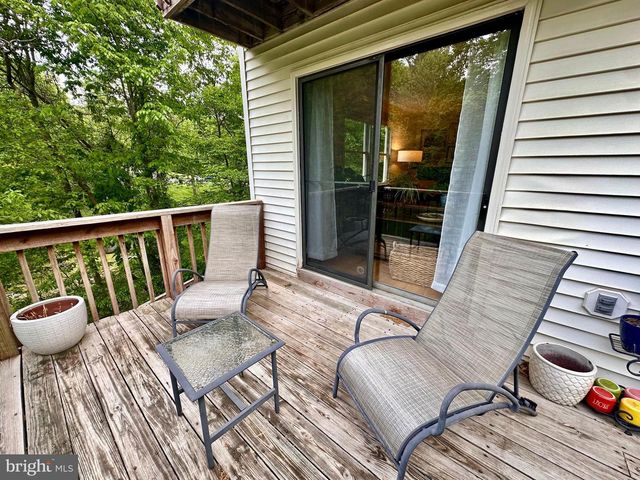 7929 VALLEYFIELD DR, Springfield, VA 22153