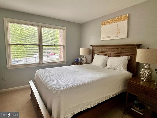 7929 VALLEYFIELD DR, Springfield, VA 22153