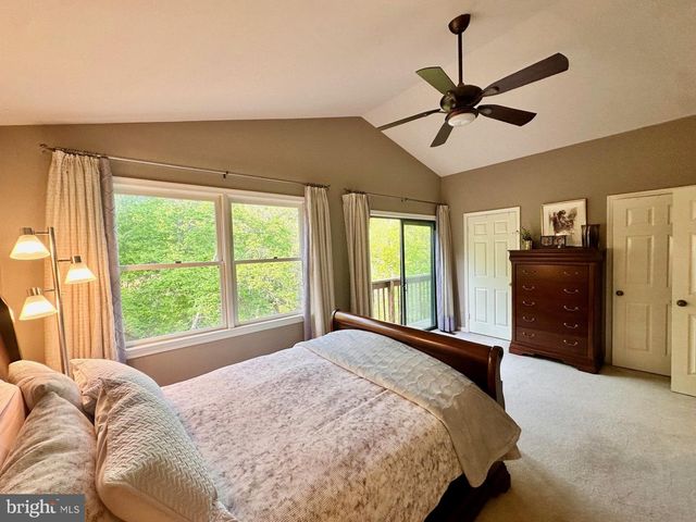 7929 VALLEYFIELD DR, Springfield, VA 22153