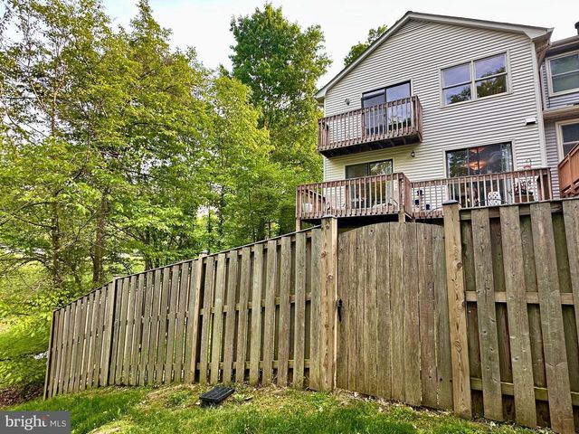 7929 VALLEYFIELD DR, Springfield, VA 22153