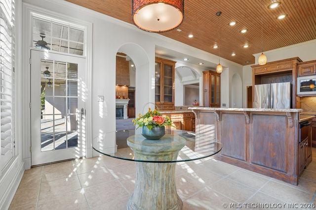 301 E Glendale Street S, Broken Arrow, OK 74011