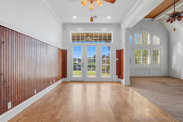 301 E Glendale Street S, Broken Arrow, OK 74011