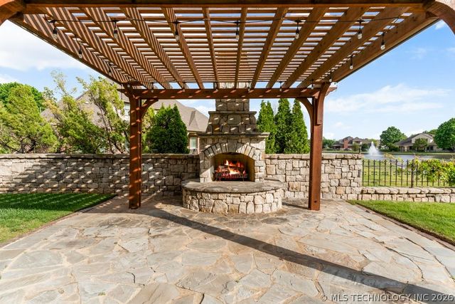 301 E Glendale Street S, Broken Arrow, OK 74011