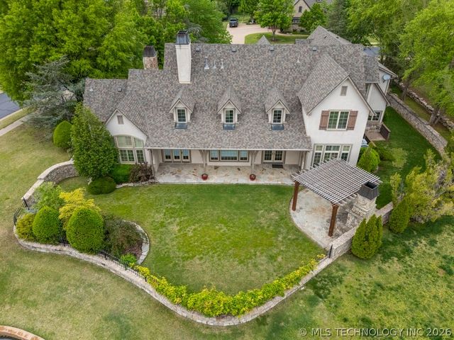 301 E Glendale Street S, Broken Arrow, OK 74011