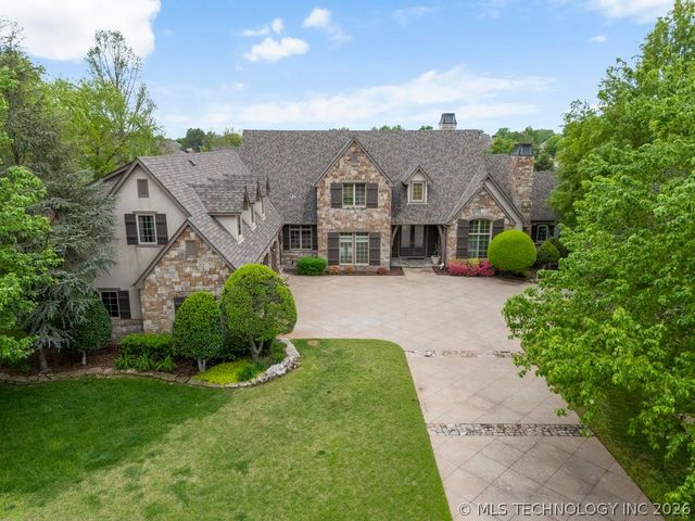 301 E Glendale Street S, Broken Arrow, OK 74011