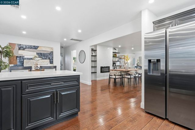 3430 Sanford St, Concord, CA 94520