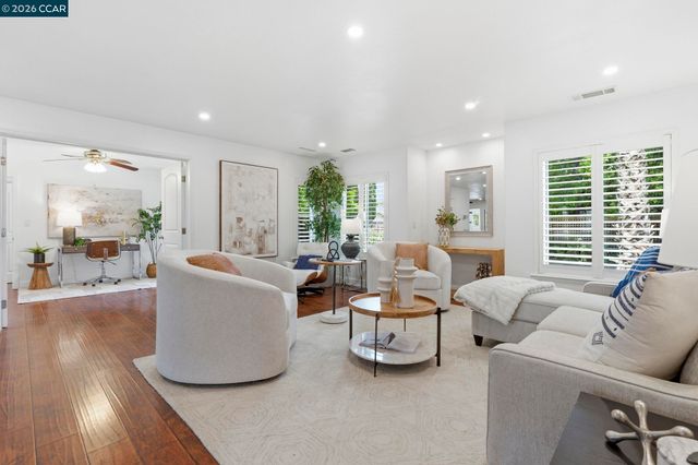 3430 Sanford St, Concord, CA 94520