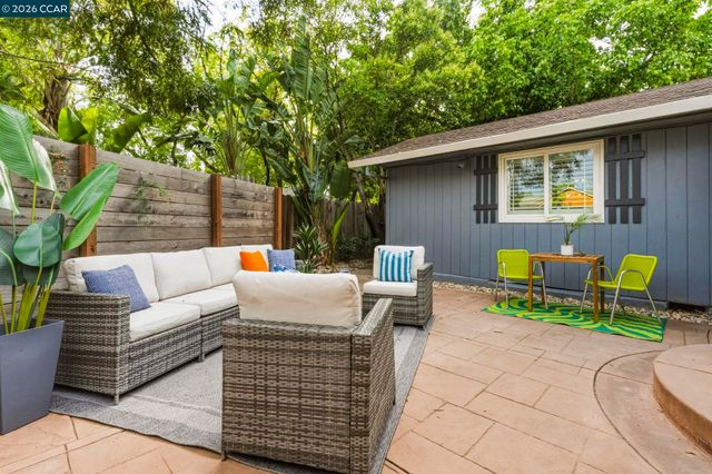 3430 Sanford St, Concord, CA 94520