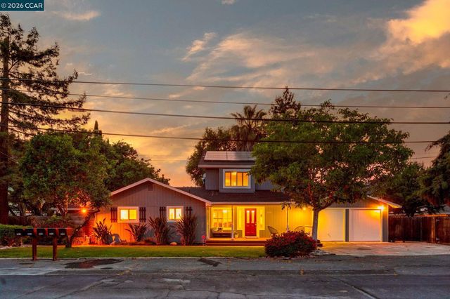 3430 Sanford St, Concord, CA 94520