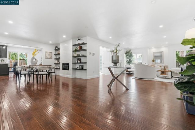 3430 Sanford St, Concord, CA 94520