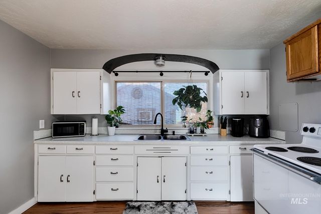 2624 College Ave, Caldwell, ID 83605