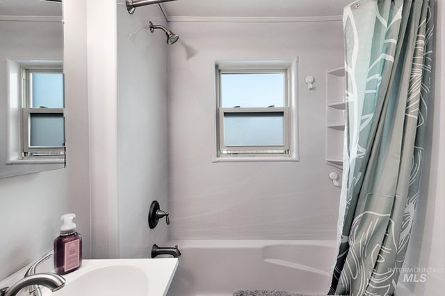 2624 College Ave, Caldwell, ID 83605