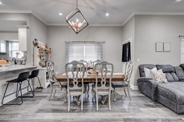 2325 S Kentucky Avenue, Joplin, MO 64804