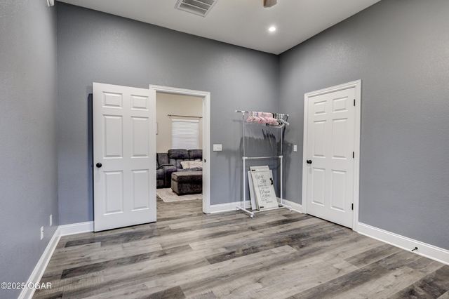 2325 S Kentucky Avenue, Joplin, MO 64804