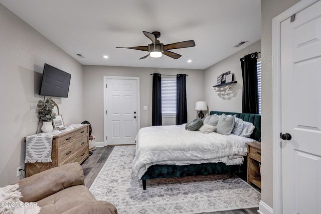 2325 S Kentucky Avenue, Joplin, MO 64804