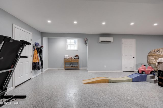 2325 S Kentucky Avenue, Joplin, MO 64804