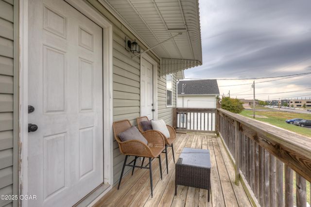 2325 S Kentucky Avenue, Joplin, MO 64804