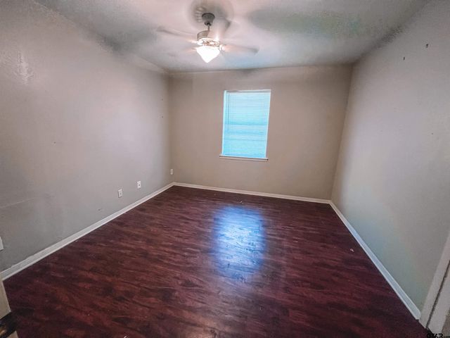 108 S Lide Ave, Mt Pleasant, TX 75455