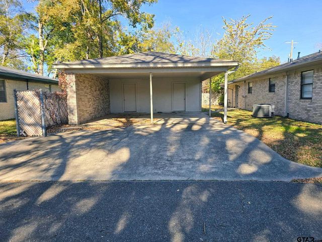 108 S Lide Ave, Mt Pleasant, TX 75455